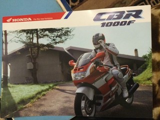 Honda CBR1000F Brochure and Workshop Manual. Genuine Rare. 1000