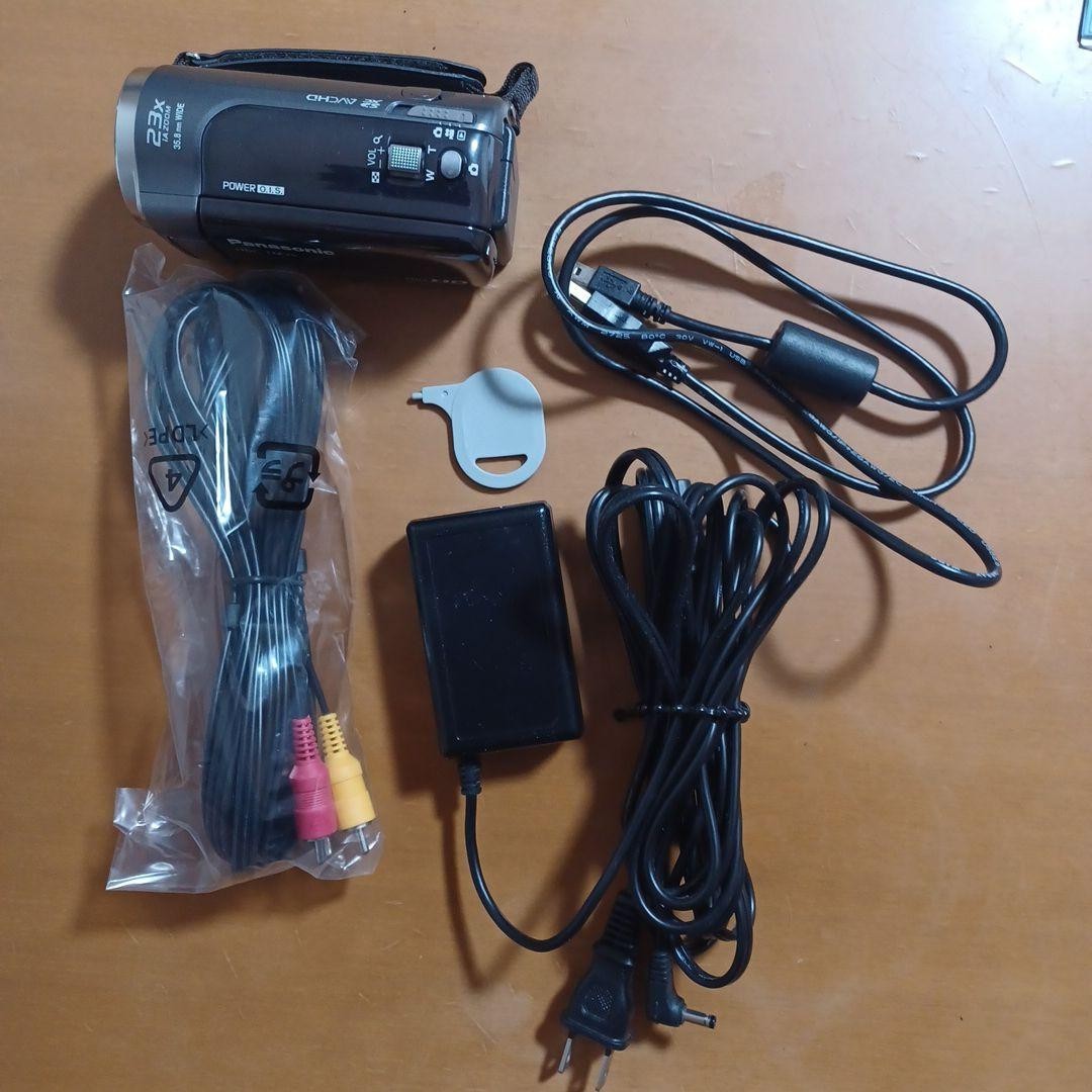 Panasonic　HDC-TM35 Panasonic HDC-TM35 Gray Digital Hi-Vision Camcorder 16.8x Optical