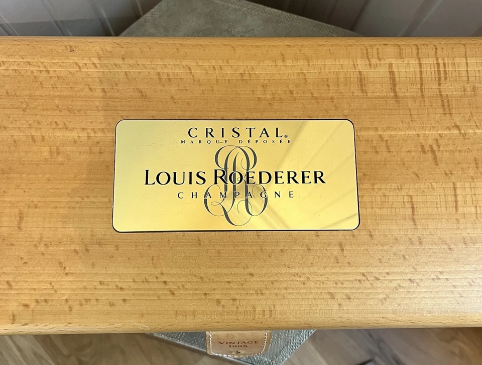 Raro Louis Roederer 1995 CRISTAL LOUIS ROEDERE caja de champán vajilla de madera Foto 4 de 4