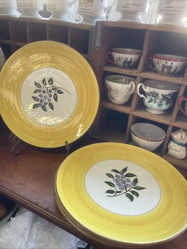 Vintage Set 4 Stangl Pottery Wide Yellow Rimmed Blueberry Dinner Plates 1950s