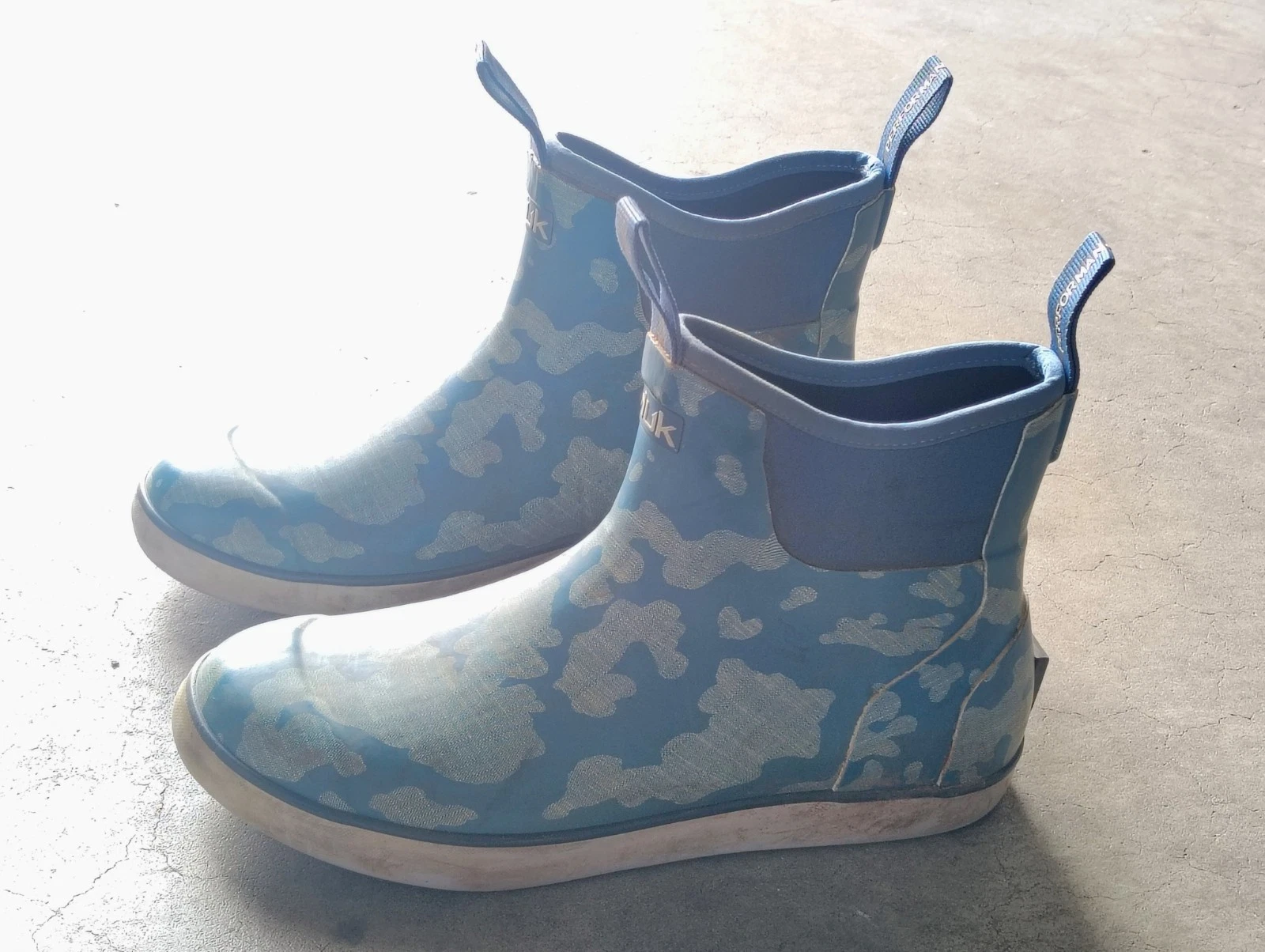 9 Mens Huk Wave Boots Titanium Blue Camouflage