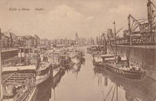 Köln  am Rheinhafen mit Schiffen um 1920
