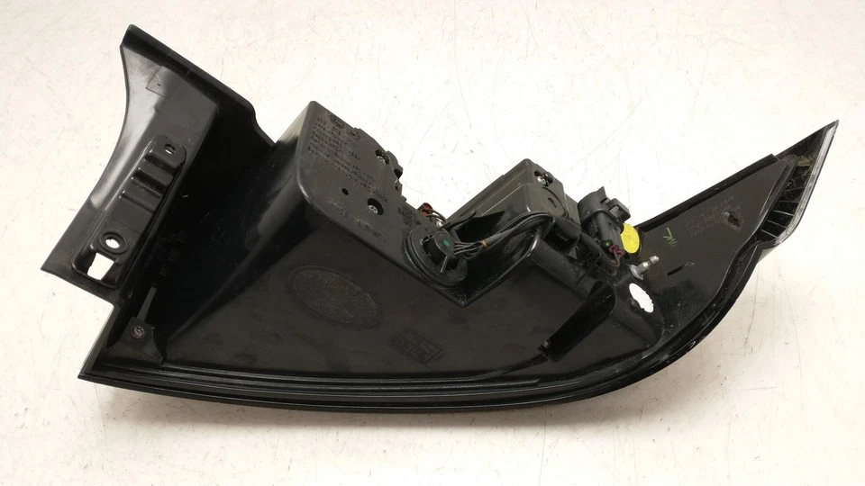 RANGE ROVER EVOQUE PASSENGER TAIL LIGHT LAMP  LEFT Unknown 2016 LAND ROVER 2015- - Image 3 of 4