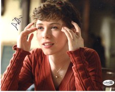 Sophia Lillis signed 8x10 Photo Beth Uncle Frank JSA Authentication