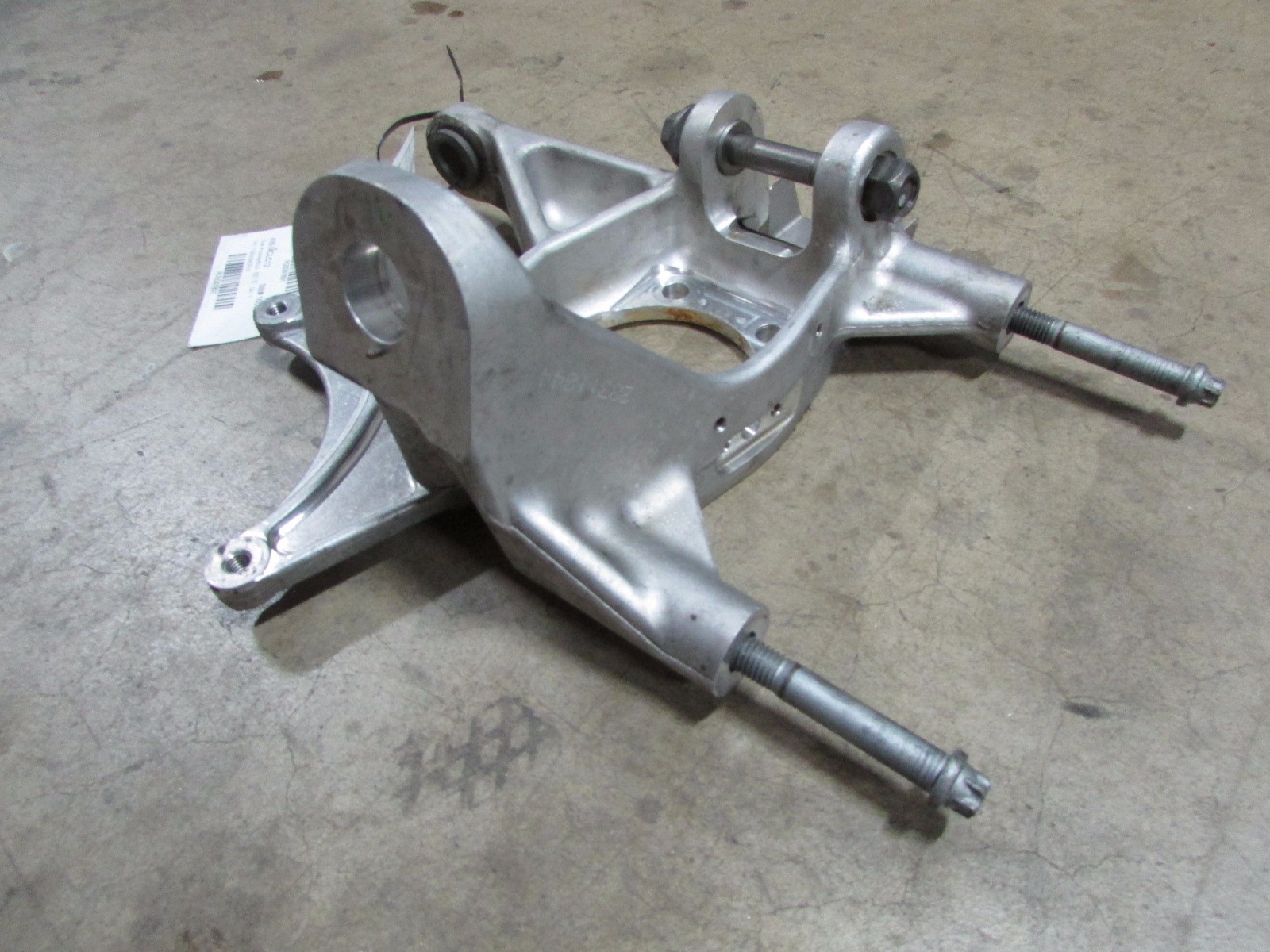 McLaren MP4-12C, RH, Right Rear Knuckle/ Upright W/O Hub, P/N 11B0094CP