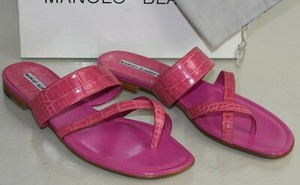 manolo blahnik susa flat sandal