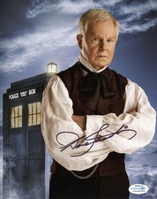 Derek Jacobi Doctor Who Autographed Signed 8x10 Photo ACOA