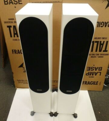 Audio Monitor Silver 300 6G（第6世代） MONITOR AUDIO SILVER 300 6G FLOOR STANDING SPEAKERS (PAIR) SATIN