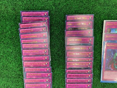 Lot 35 Older / Vintage Yugioh - ALL ULTRA RARE - TRAP Cards - Yugioh!