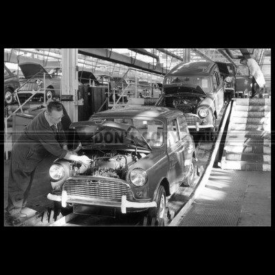 Austin Rover Assembly Line Photo A.002417 AUSTIN SEVEN ASSEMBLY LINE (A40) | eBay
