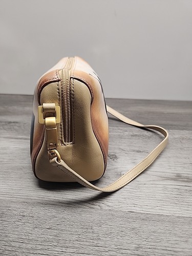 Jeon Of Los Angeles Small Handbag With Strap Three Men - Picture 4 of 16