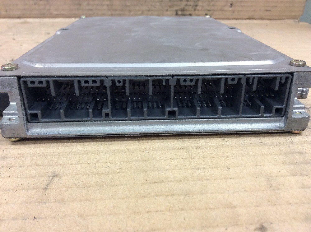 96 97 98 Civic V-tec ECU ECM 37820-P2P-A82 LX Computer Used