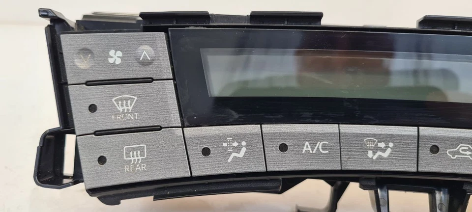 TOYOTA PRIUS MK3 2008-2023 INTERIOR DIGITAL HEATER CONTROL PANEL 5590047110 - Image 3 of 4