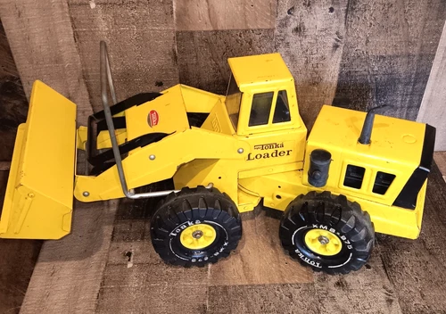 Vintage Tonka Mighty Loader 70s Pressed Steel XMB-975 20" Long Please Read