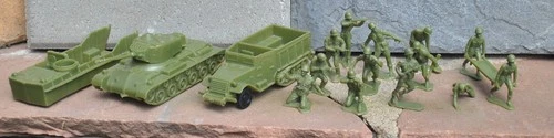 Vintage Marx WWII OD lot Tank, Vehicles & Soldiers 54mm 1/32