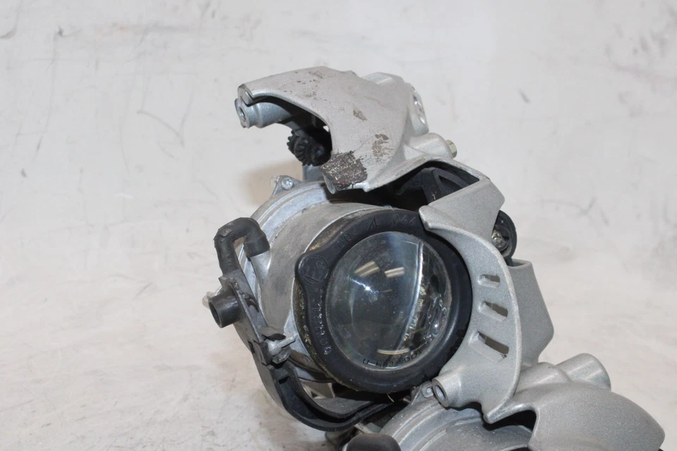 LÂMPADA DE FAROL DIANTEIRO 2003 DUCATI 999 FABRICANTE DE EQUIPAMENTO ORIGINAL - Imagem 2 de 4