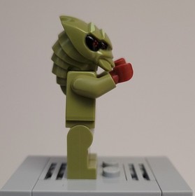 LEGO Galaxy Squad - Alien Buggoid Minifigure gs001 - Olive Green - 70704 70700