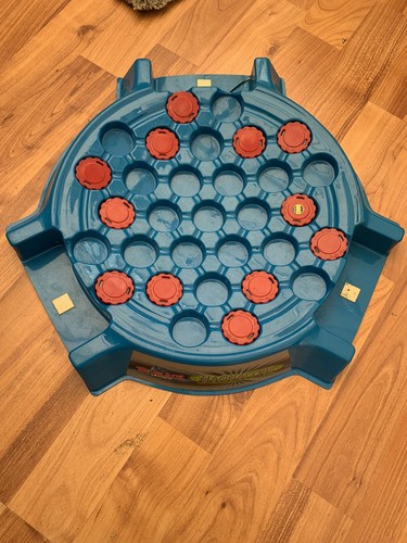 Official Hasbro Tomy Beyblade Magnacore 