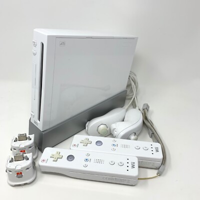 Nintendo Wii White Console Complete Bundle w/ 2 Controllers 2