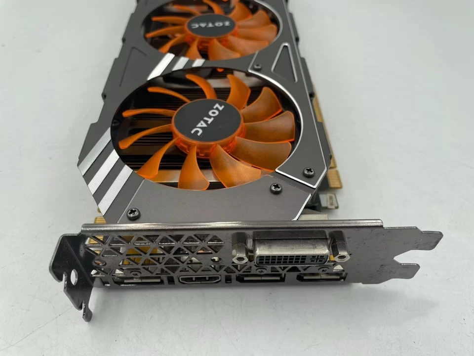 ZOTAC GeForce GTX980 4GB 2048SP GDDR5 PCI-E Graphics Video Card DP DVI HDMI - Image 4 of 4
