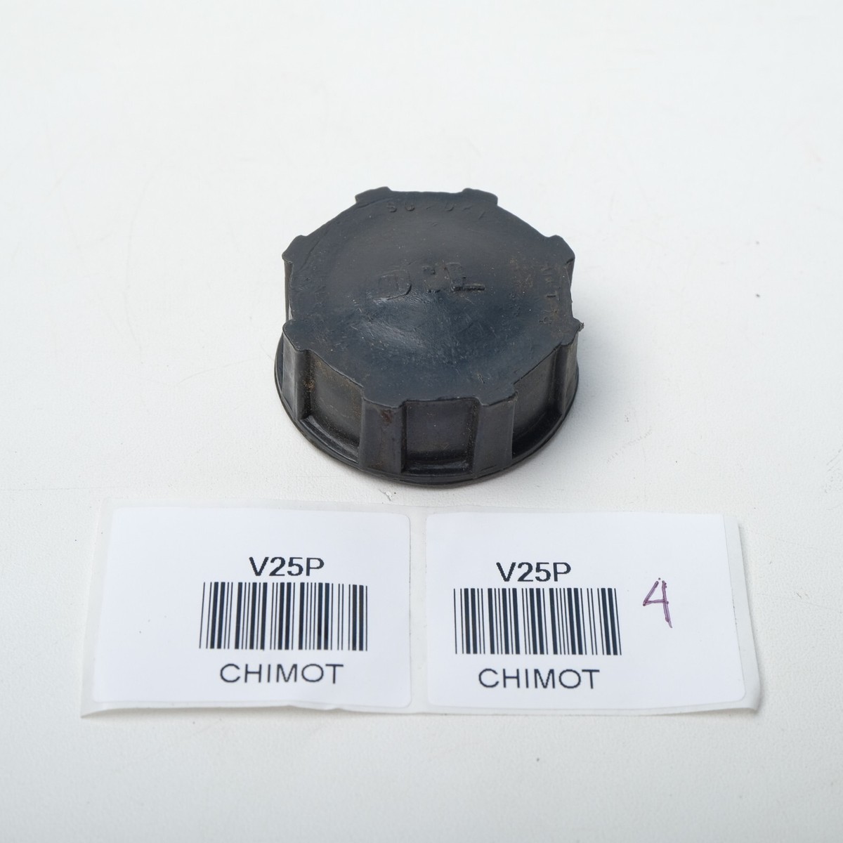 Suzuki GT750 RE5 RM75 TS250 TS400 Oil Tank Filler Cap Nos 44651