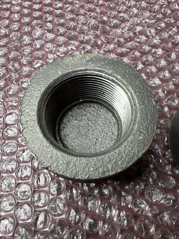 LOT OF 2 NEW J.P. WARD, 1-1/2" IRON THREADED CAP AAR 300 MI FEMALE NPT - Image 4 of 4