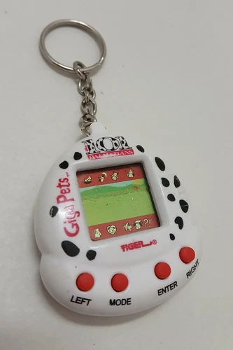 Vintage 101 Dalmatians Giga Pet Virtual Pet Tamagotchi 1997