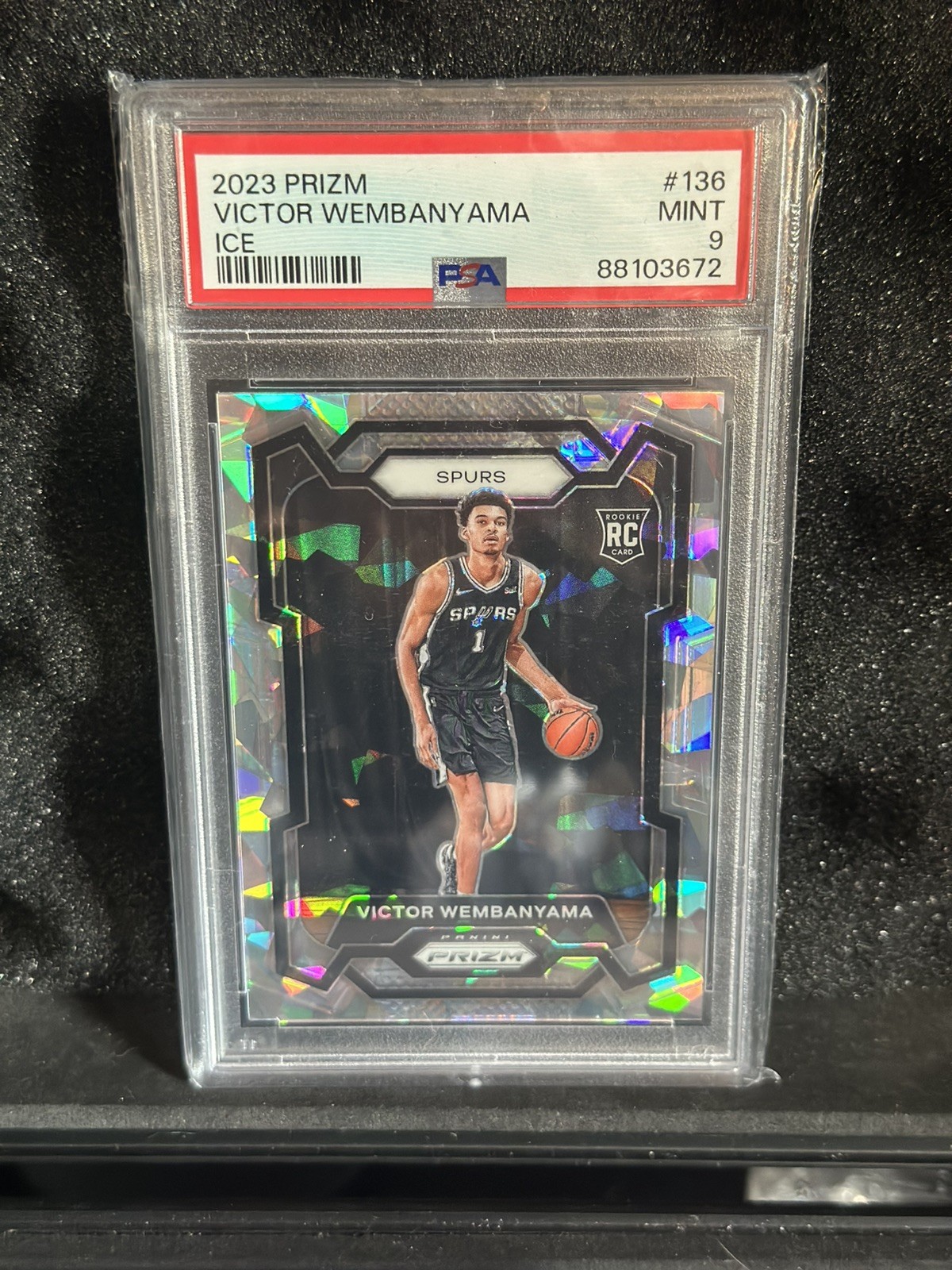 2023-24 Panini Prizm Victor Wembanyama Cracked Ice Prizm #136 Rookie RC PSA 9