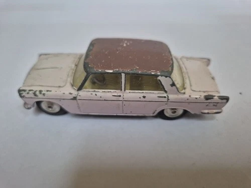Vintage Corgi Toys Fiat 2100. Die Cast Model #232