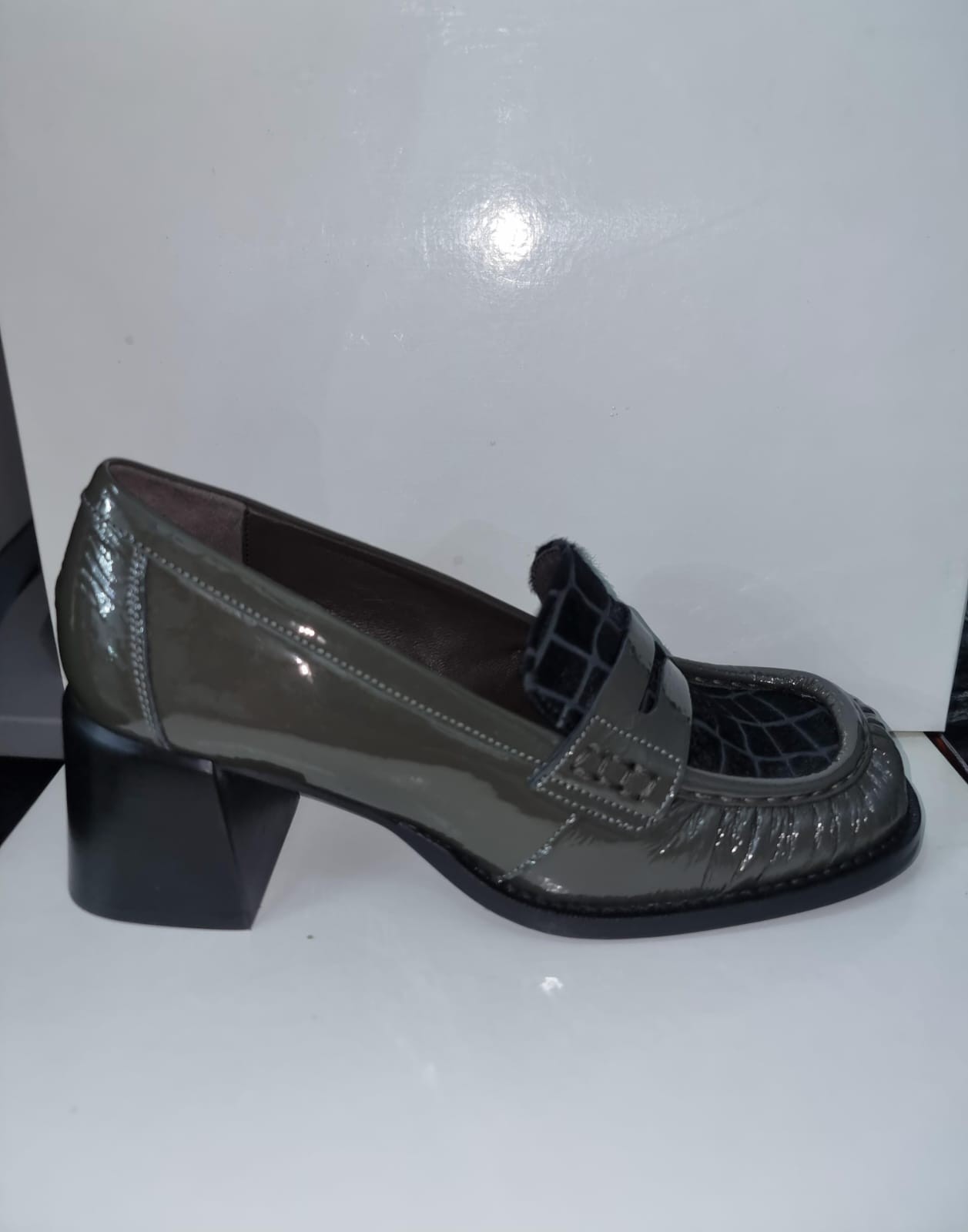 Laura Bellariva Zapatos de Salón Mujer Gris Talla Eu37 BBL25 Caja Sin Original