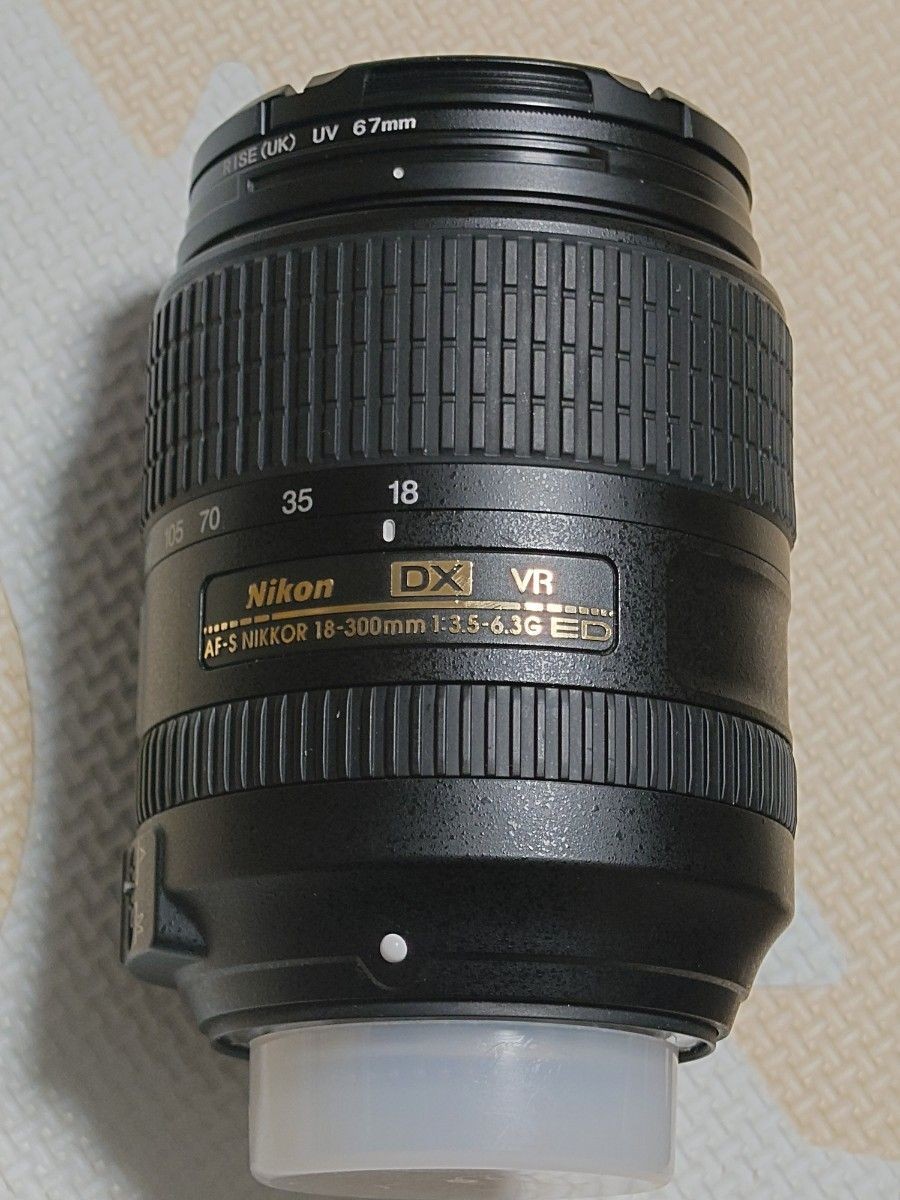 Nikon AF-S DX NIKKOR 18-300mm f/3.5-6.3 G ED VR Lens From Japan