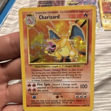 Pokemon TCG Charizard 4/102 Base Set Holo Rare Holo EN 120 HP 1999