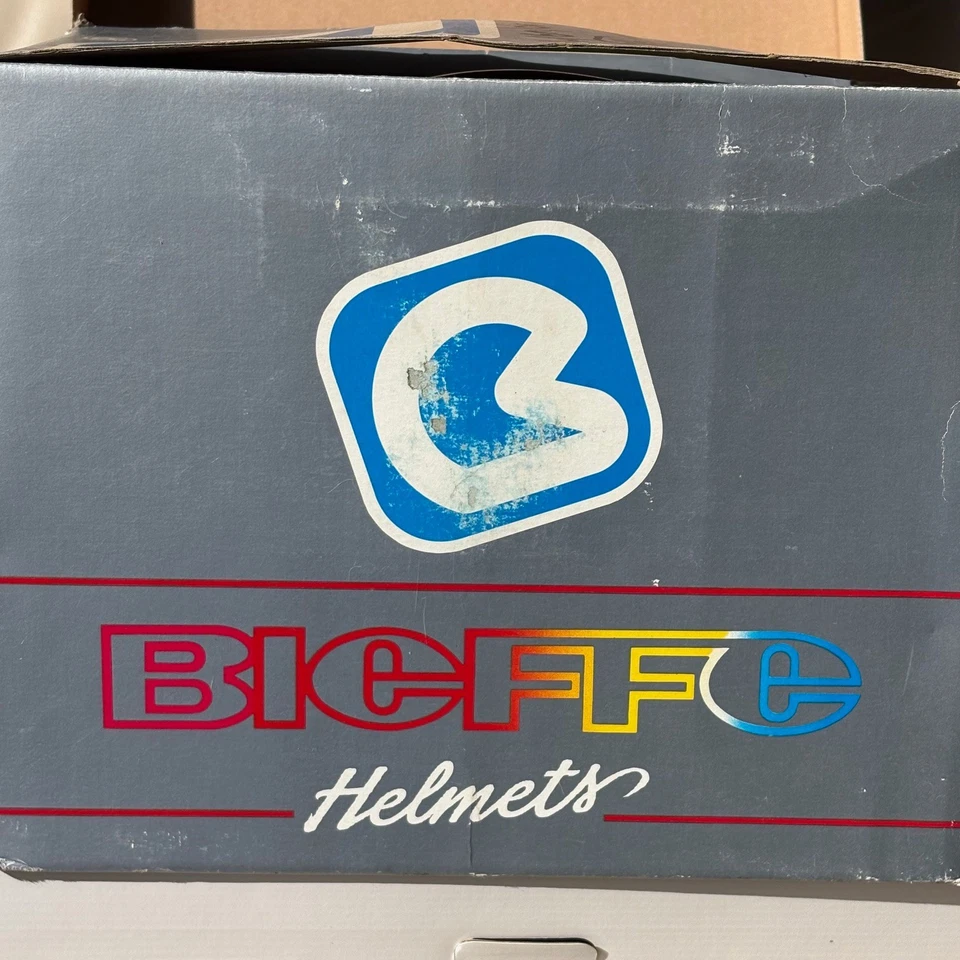 Casco de moto Bieffe vintage (década de 1990) talla XL en caja original bandera a cuadros Foto 3 de 4