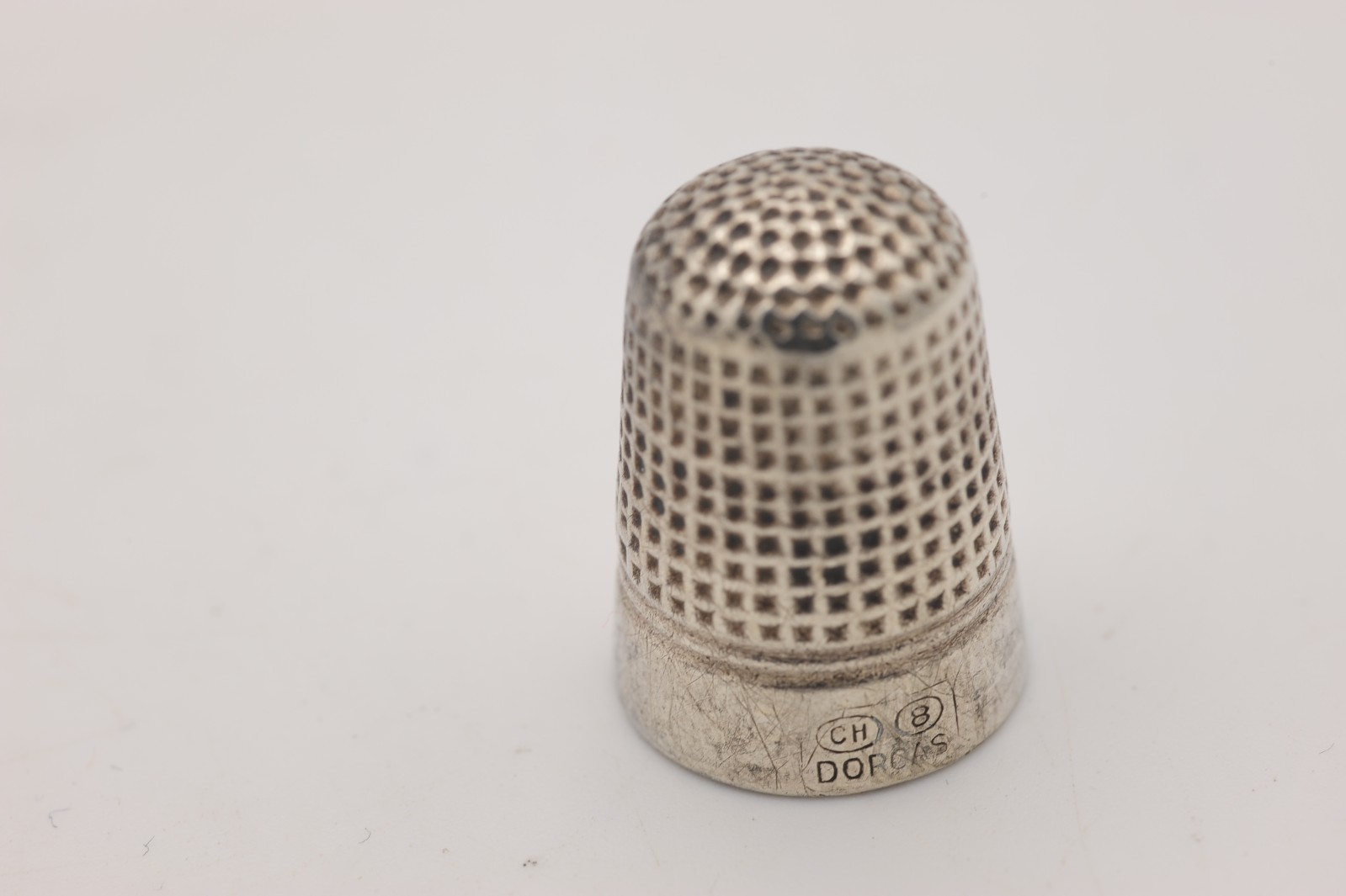 1905- Charles Horner - Dorcas Silver plated thimble, size 8. FREE P&P
