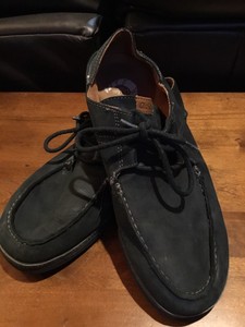 olukai boat shoes