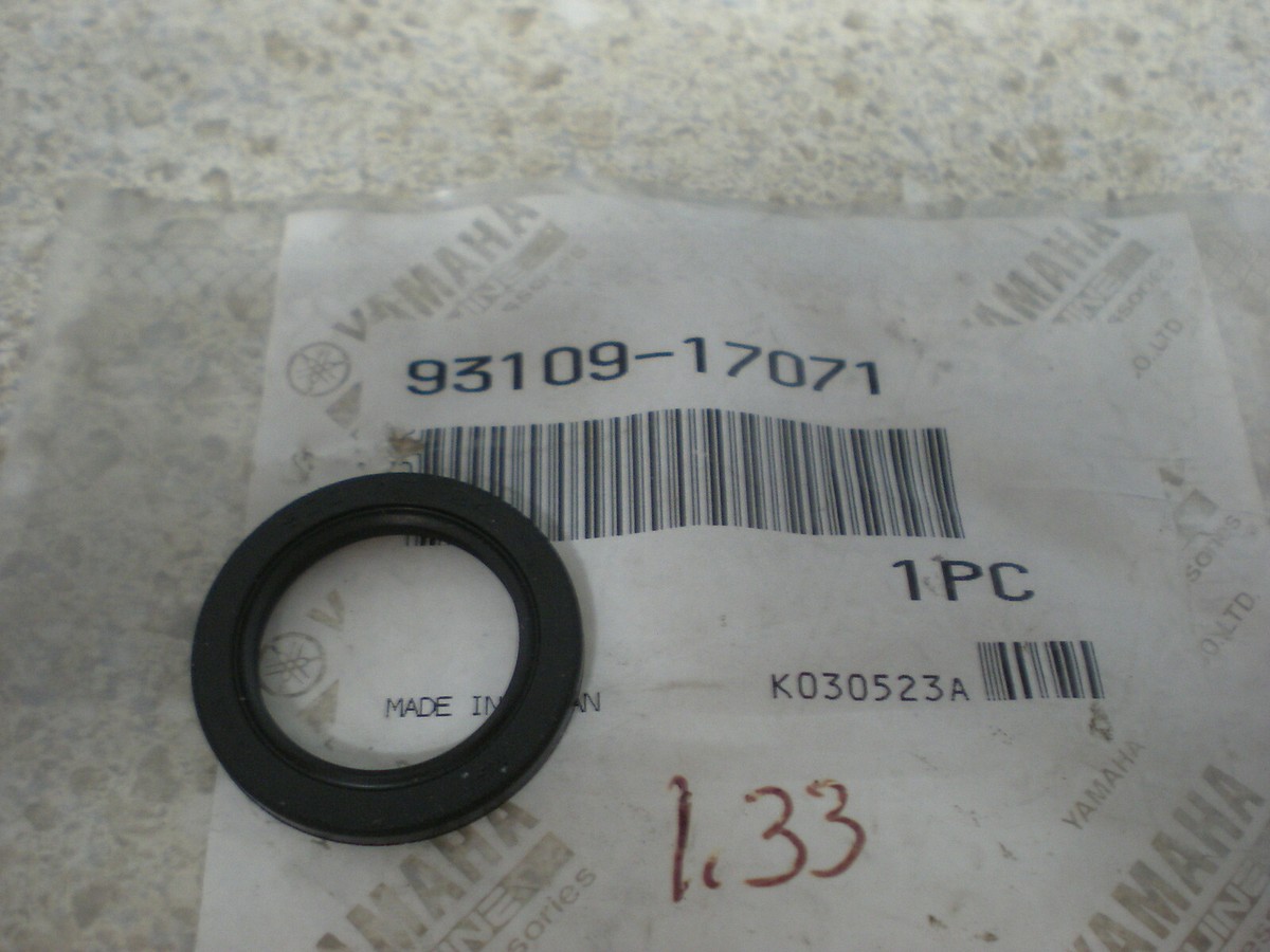NOS OEM Yamaha Oil Seal 1998-05YZ85XVS1100 93109-17071 | eBay