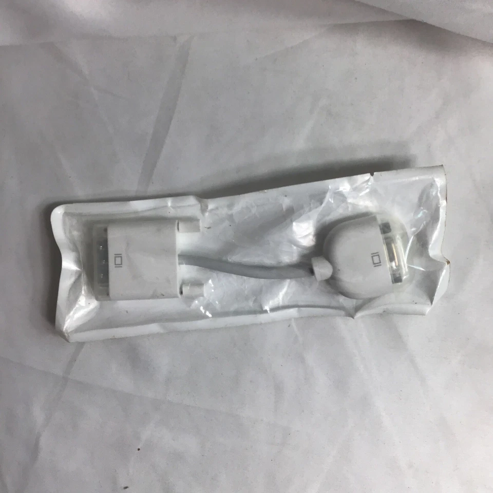 Genuine Apple Mac Male DVI to VGA Monitor Video Adapter Cable (DVI-I to VGA) - Image 2 of 4