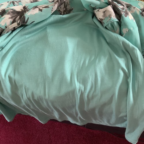 BNWT KLASS TURQUOISE MIX FLOATY TOP - M - Picture 8 of 9