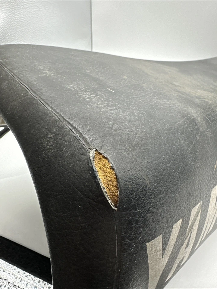 1982 YAMAHA YZ490 сиденье / седло YZ 490 кастрюля и пена - Изображение 3 из 4