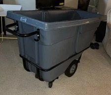 Uline H6714GR HEAVY DUTY TILT TRUCK 1/2 Cubic Ft