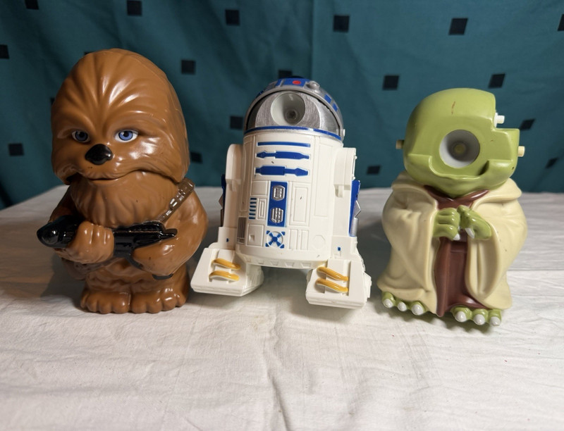 Star Wars Character Flashlights w/ Handles Lot of 3 Chewy R2-D2 Yoda see discr.