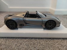 1/18 PORSCHE 918 SPYDER GREY  MINICHAMPS
