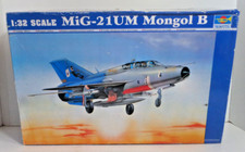 Mig-21UM Mongol B 1:32 Trumpeter 02219 vintag...