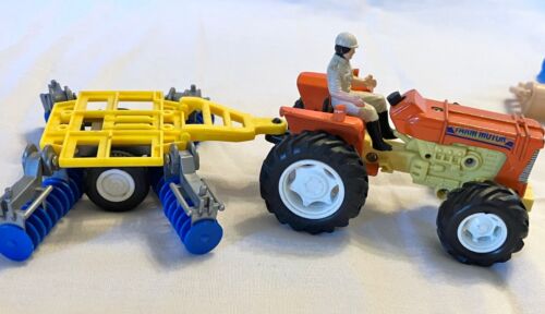 Vintage New-Ray Diecast Farm Motor Tractor and Marx Plastic Farm Implements - Picture 4 of 19