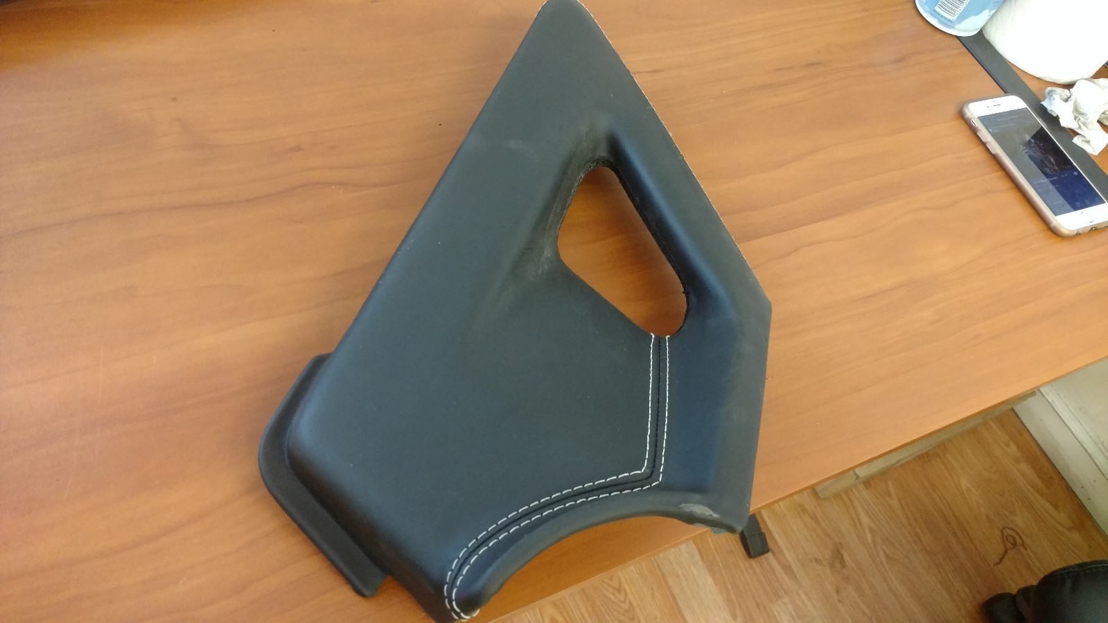 LAMBORGHINI MURCIELAGO LP640 GRAB HANDLE YELLOW STITCHING OEM 413857927C