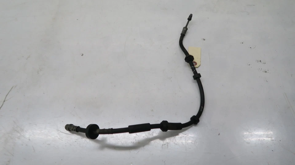 Manguera de línea de freno lateral del pasajero delantero derecho Audi Q7 2017-2019 OEM Foto 2 de 4