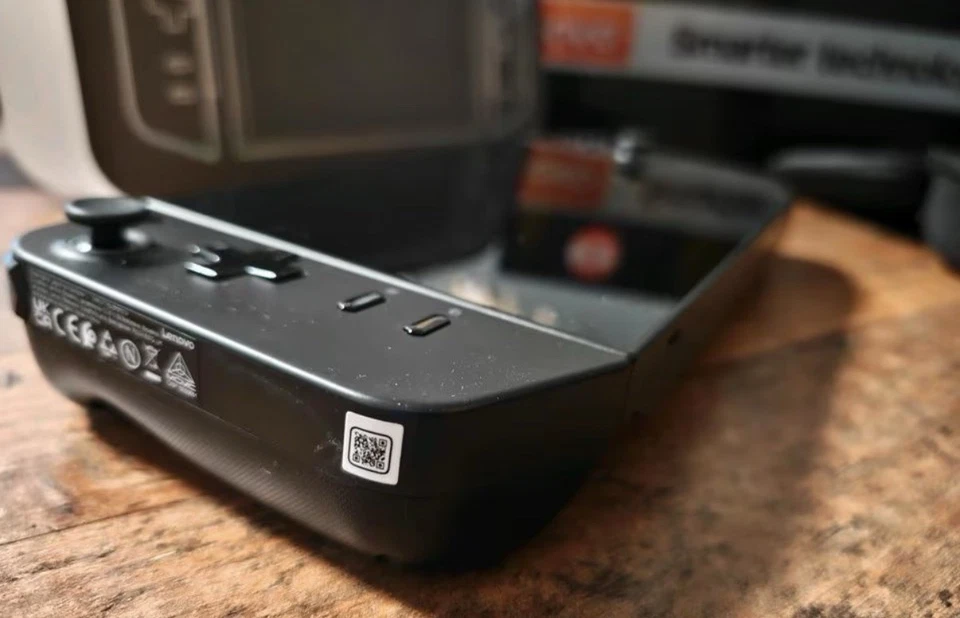 lenovo legion go - Image 3 of 4