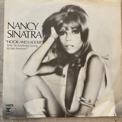 NANCY SINATRA: Hook And Ladder / Is Anybody Goin' To.. (reprise 14072/Sample/NM)
