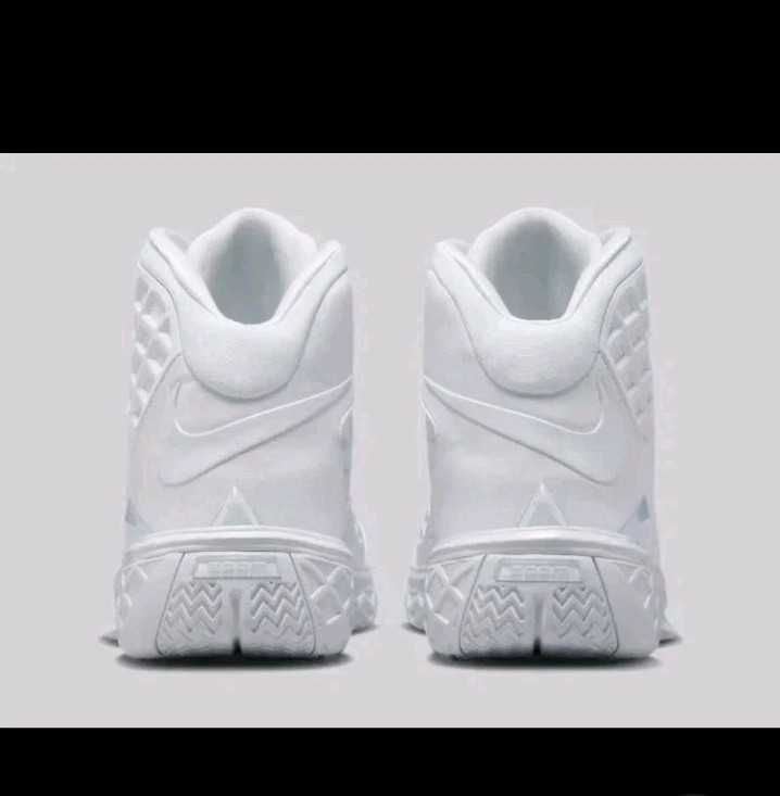 Nike Kobe 3 Protro “Halo” Size 10.5US Men white /white hm4351-100