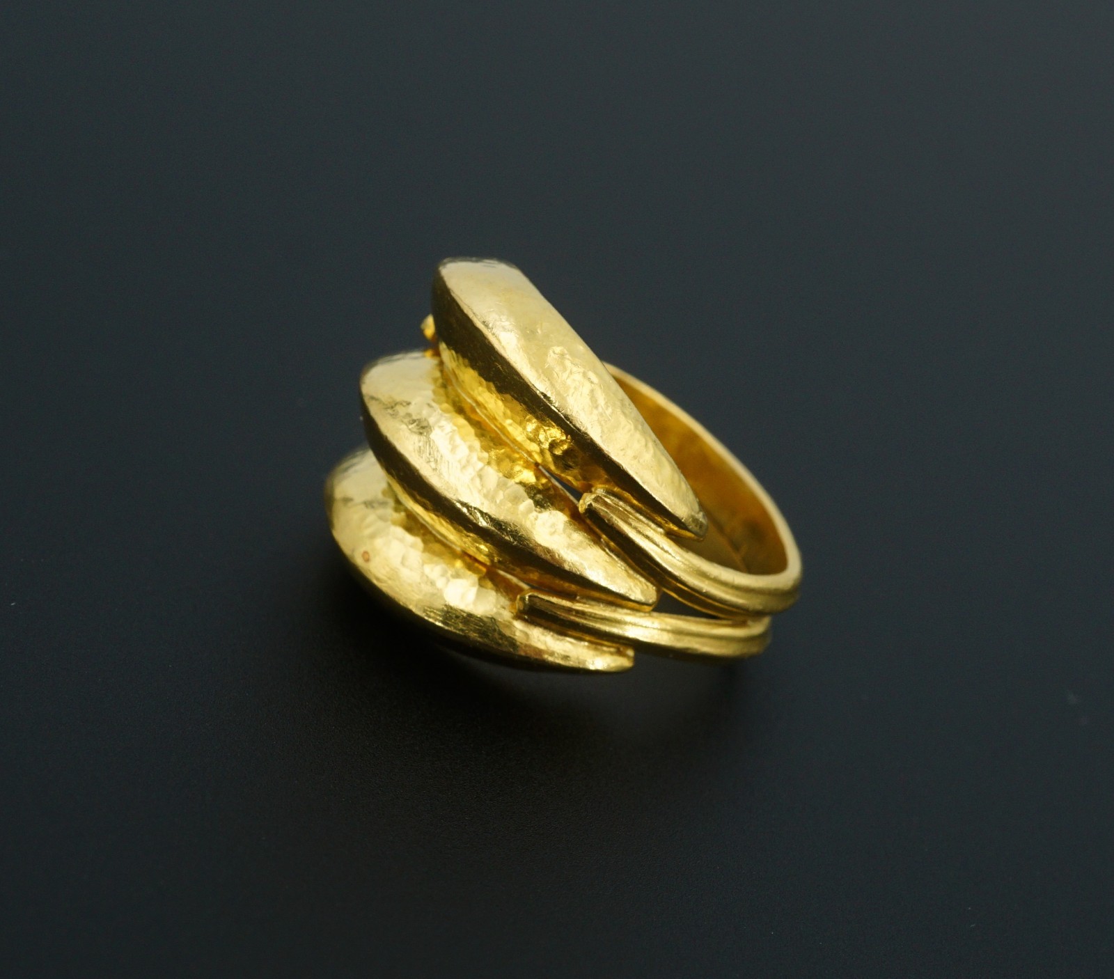 Lalaounis Hammered Shield Statement Ring Yellow G… - image 1